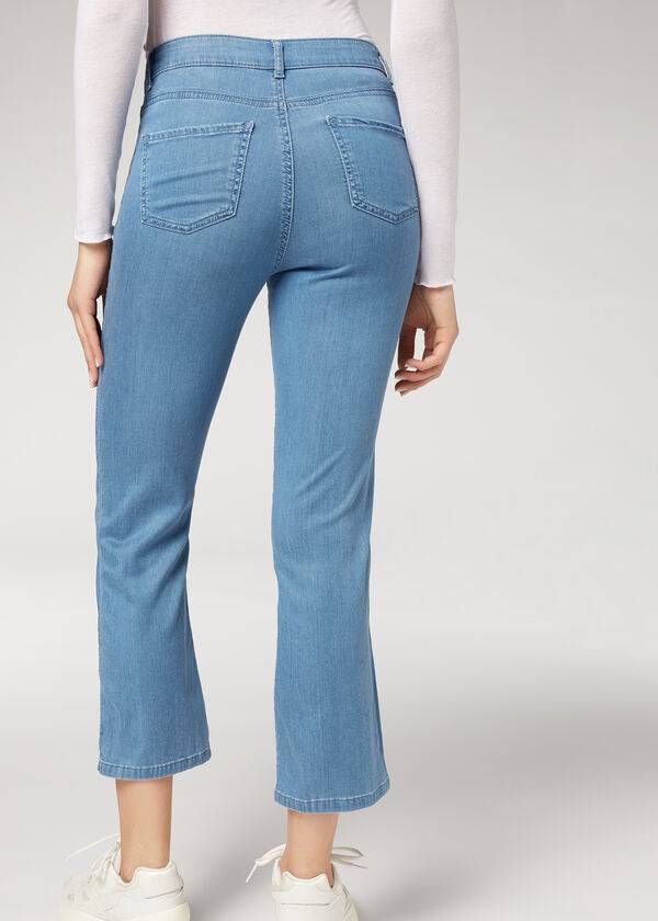 vaqueros cortos acampanados ligeros eco light de calzedonia para mujer en azul