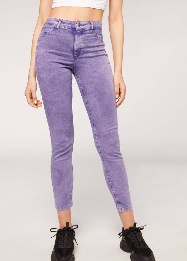 vaqueros ajustados push-up descoloridos de calzedonia para mujer morados