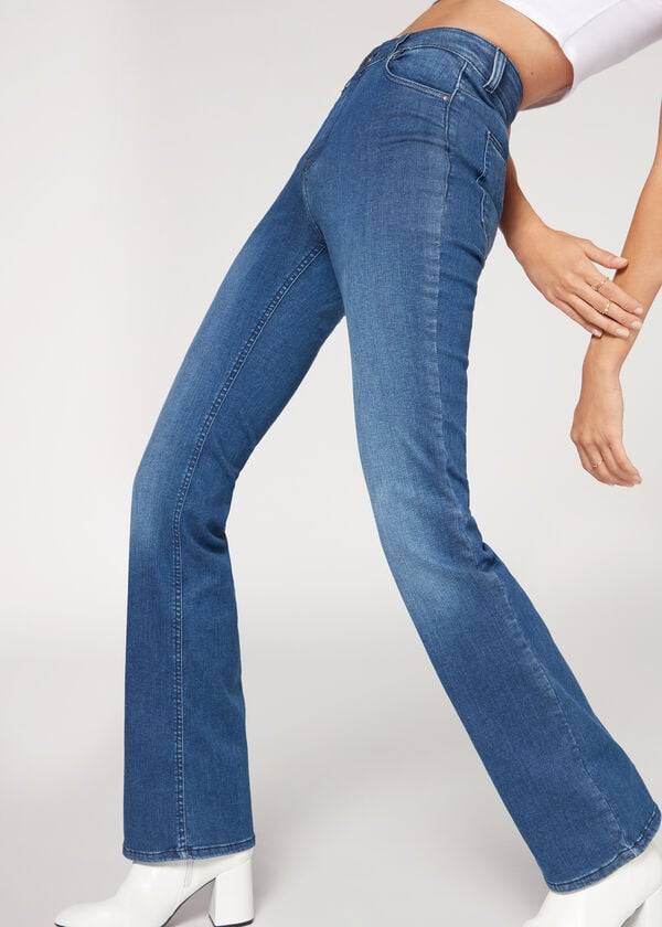 vaqueros azules calzedonia super flex denim de cintura alta con corte acampanado para mujer