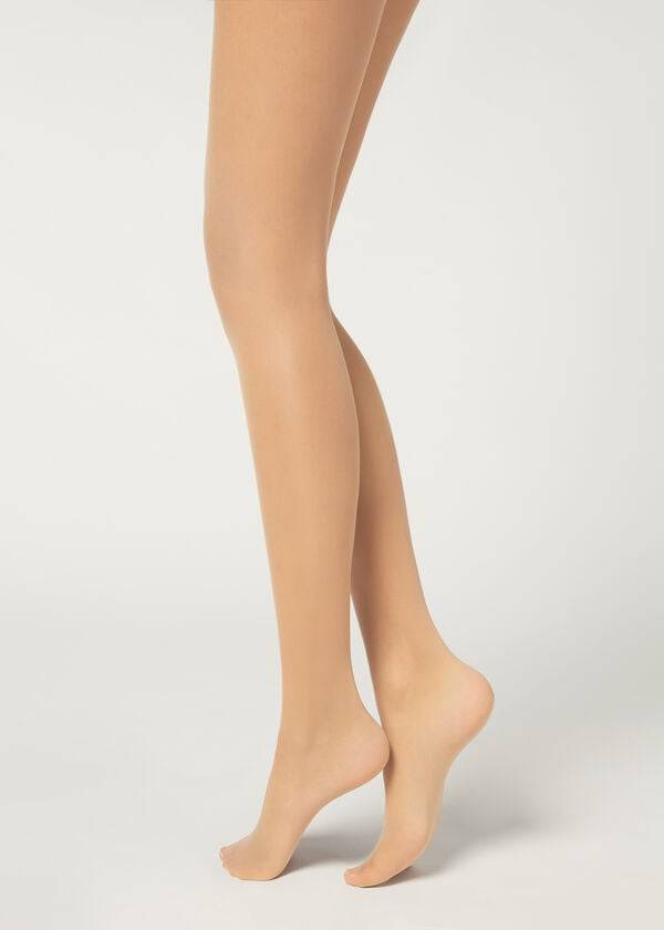 medias invisibles transparentes esenciales de 20 deniers de calzedonia para mujer en color beige