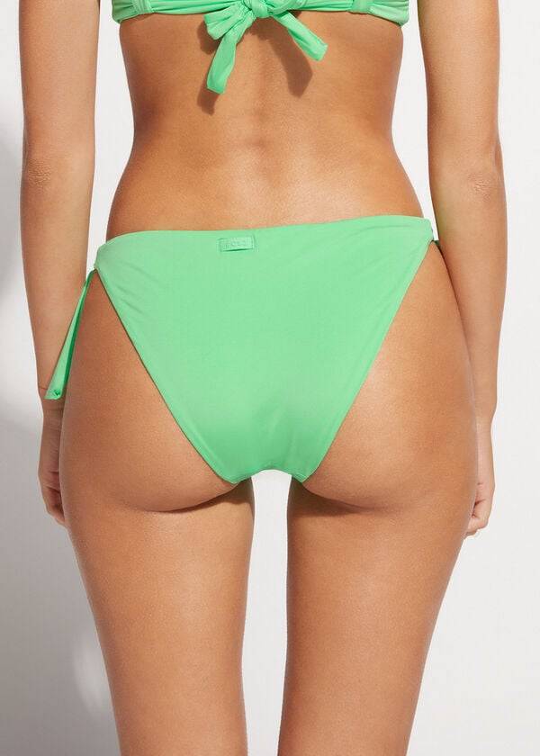 braguita de bikini ecológica de indonesia con lazo de calzedonia en color menta para mujer